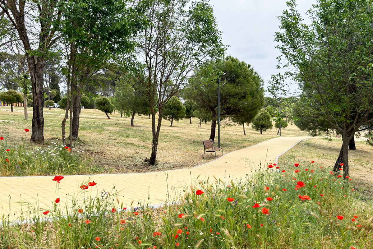 Parque Ctra. de Villaviciosa 06